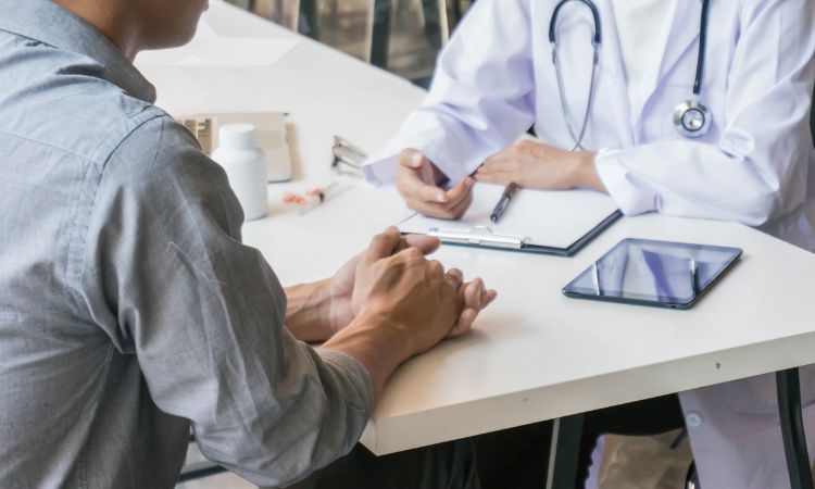 Bioética clínica: principios en el sector sanitario